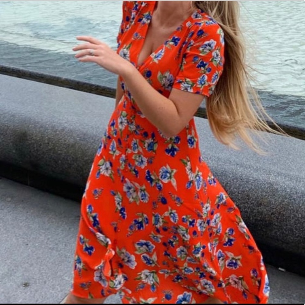 Lulus Orange Floral print Midi Dress. Brand New